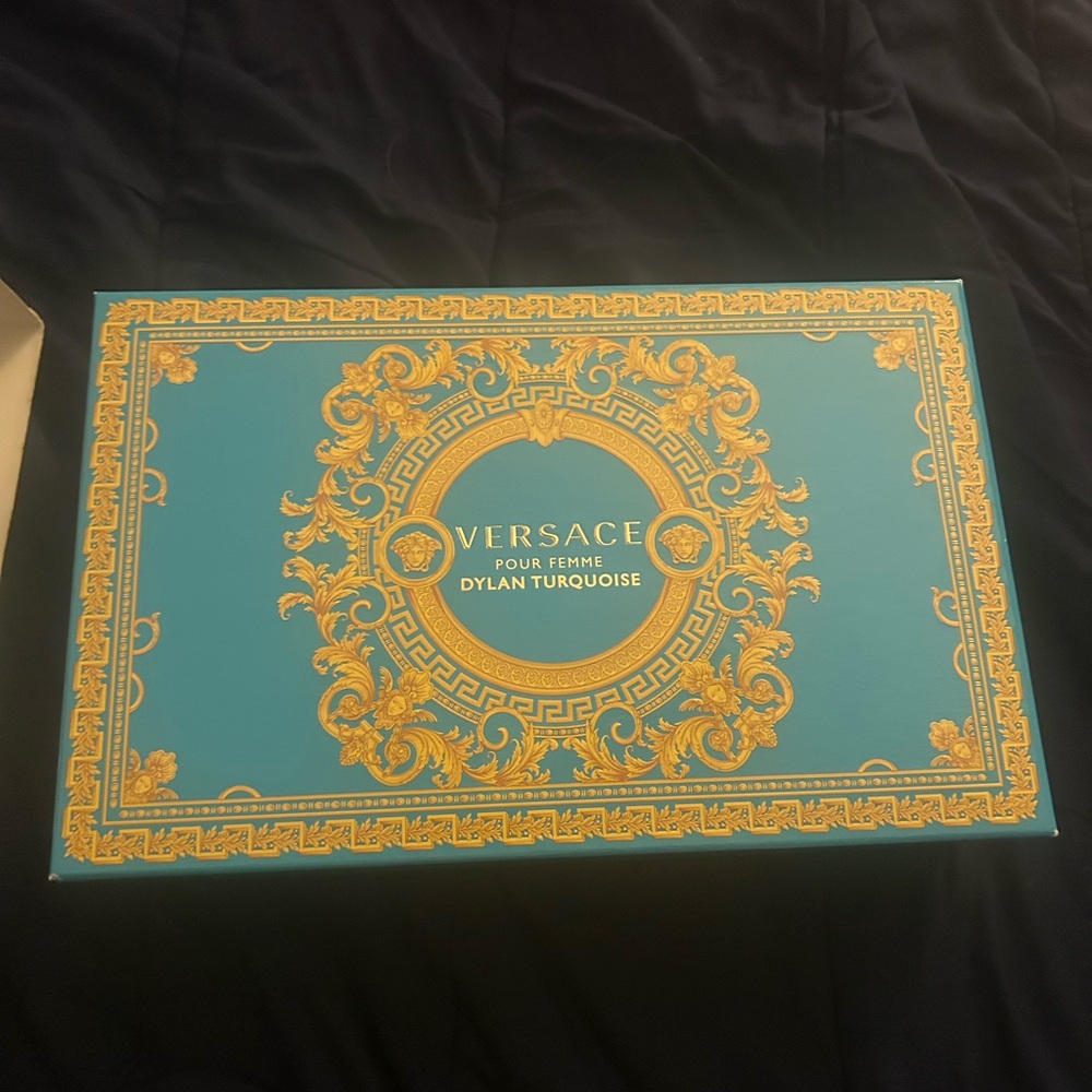 Versace Dylan Turquoise Shower Gel and Body Gel